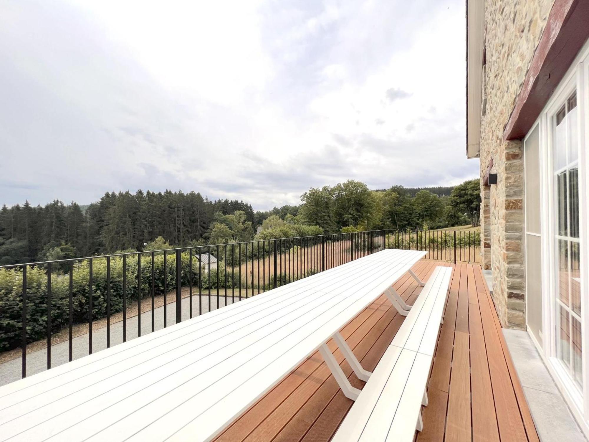 Sur Les Thiers Villa Lierneux Exterior foto